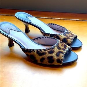 Women’s kitten heel hair on hide slippers